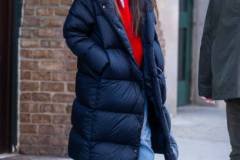 NEW YORK, NEW YORK - JANUARY 05: Olivia Munn is seen in Tribeca on January 05, 2025 in New York City. (Photo by TheStewartofNY/GC Images)